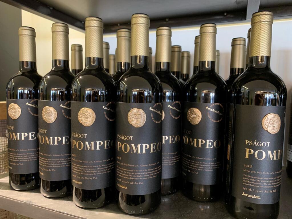 Vin de la cuvée Pompeo, baptisée ainsi en hommage à l’ancien secrétaire d’État américain, Mike Pompeo.