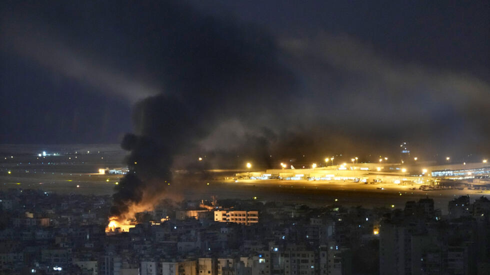 Shambulio la Israeli kusini mwa mji wa Beirut, Lebanon, Jumapili, Oct. 20, 2024. (AP Photo/Hussein Malla)