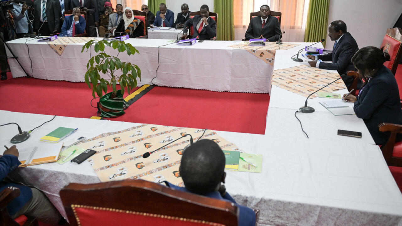 Kenya coup d'envoi des négociations entre le gouvernement et l