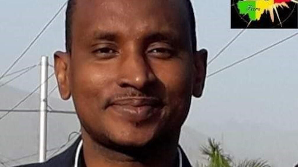 Le sociologue Bréma Ely Dicko est enseignant-chercheur à l'Université des Lettres et Sciences humaines de Bamako au Mali.