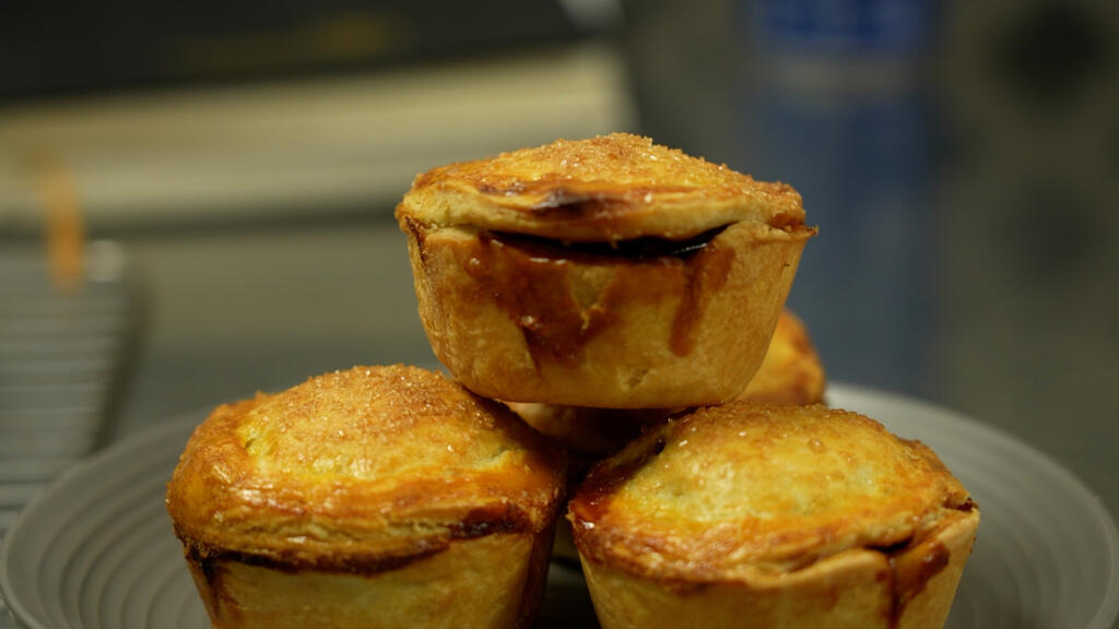 Hương vị Giáng Sinh muôn phương trong từng chiếc bánh ngọt giữa lòng Paris