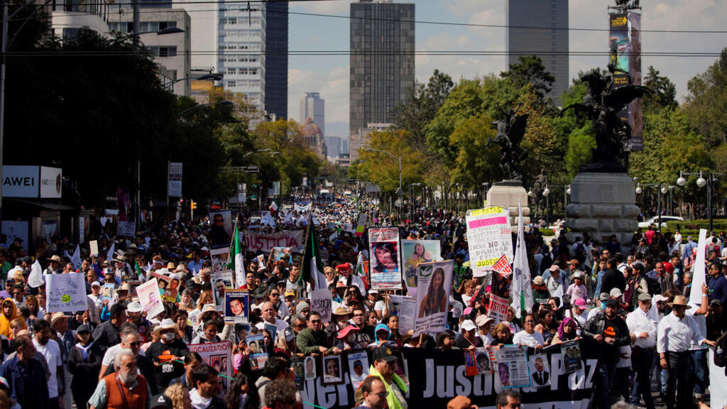 A march against violence, in the streets of Mexico, 26 January, 2020.