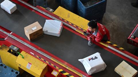 Creșterea vânzărilor cu amănuntul a încetinit din nou în China.