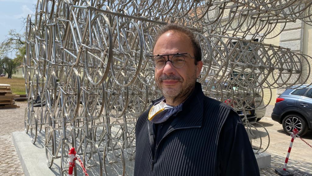 Marcello Dantas, curador da exposição "Rapture", do artista e dissidente chinês Ai Wei Wei, em Lisboa.