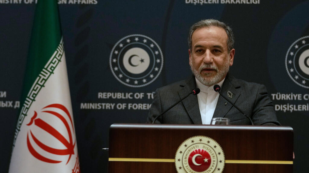 Téhéran est prêt à discuter avec Washington mais exclut de négocier sur son programme balistique