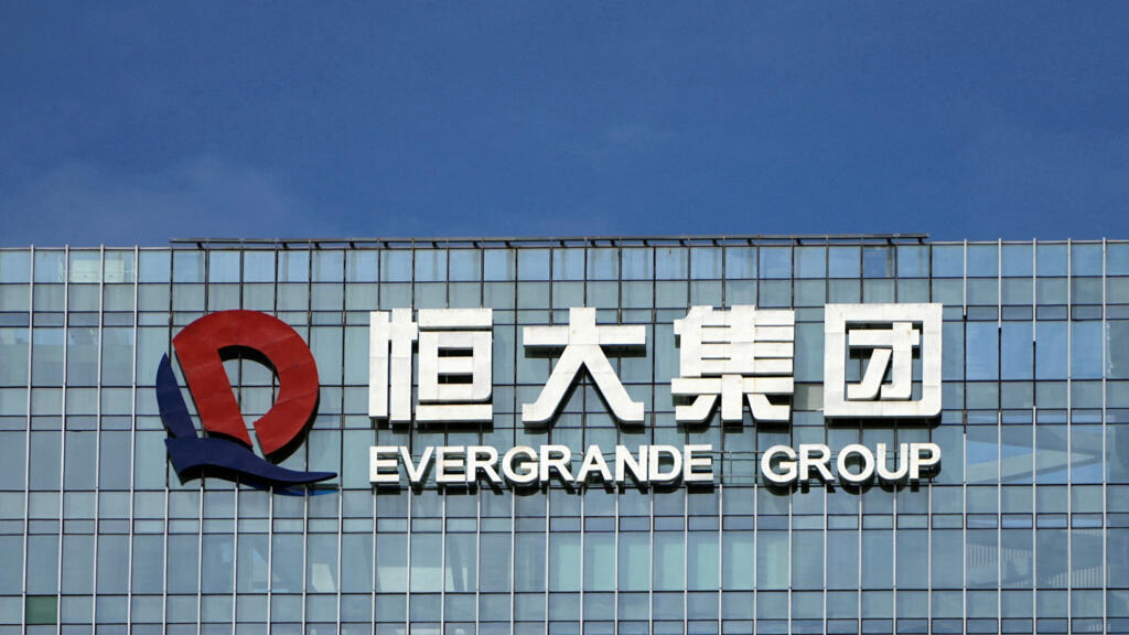 Le géant de l'immobilier chinois Evergrande en faillite après avoir perdu plus de 113 milliards de dollars depuis 2021.