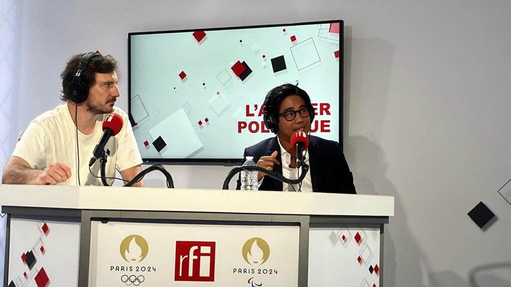 Stewart Chau (à droite), invité de l'Atelier politique.