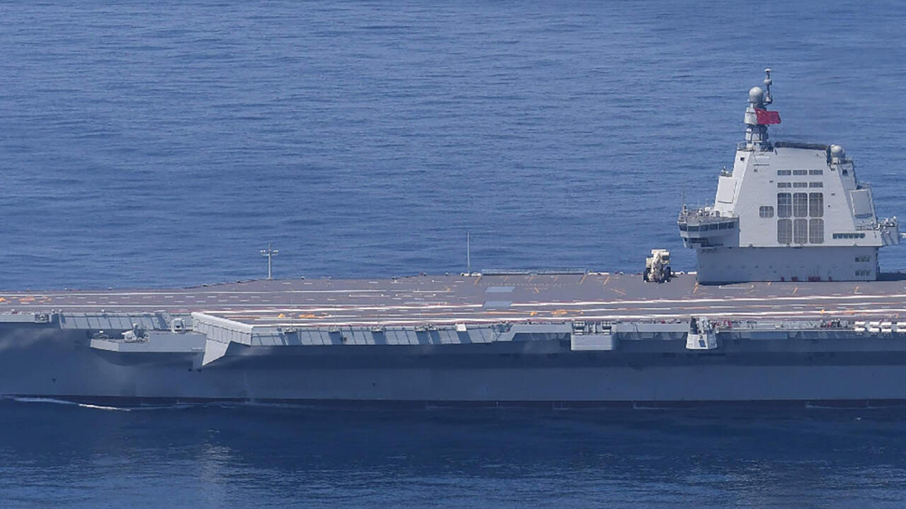 Fierté de la marine chinoise, le porte-avions «Fujian» a transité par le détroit de Taïwan