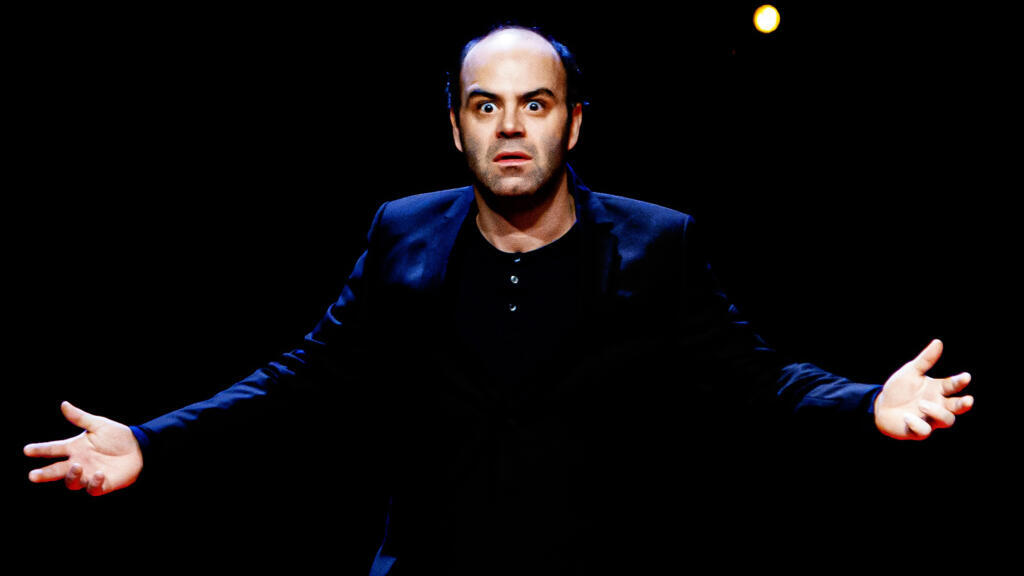 Gaëtan Vassart est également passionné par la littérature russe. Il a adapté en 2015 Anna Karénine de Léon Tolstoï avec Golshifteh Farahani dans le rôle titre.