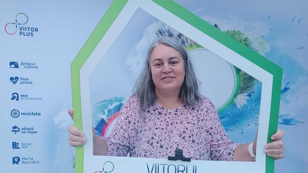 Teia Ciulacu conduce din 2006 Asociația ViitorPlus unde dezvoltă și implementează soluții pe termen lung în teme diverse de sustenabilitate: de la împăduriri, la reciclare, ecoturism, energii regenerabile și pînă la educație pentru mediu.