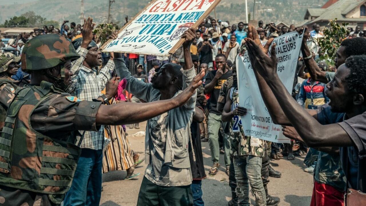 Est de la RDC: retour au calme à Uvira après la mobilisation des Wazalendo contre un haut gradé de l'armée
