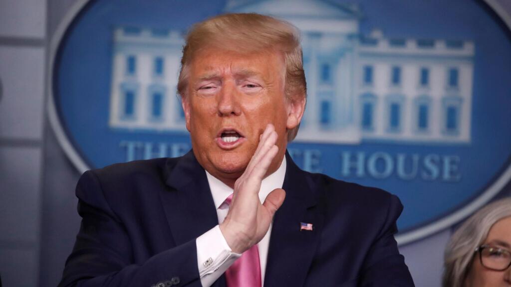 Le président Trump donne une conférence de presse sur le coronavirus à la Maison Blanche, le 26 février 2020, alors que l'épidémie ne cesse de se propager sur la planète.