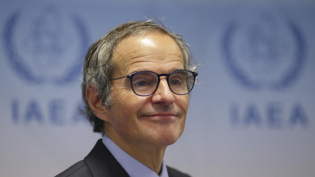 Yashirin kamera rus porno ochiq havoda