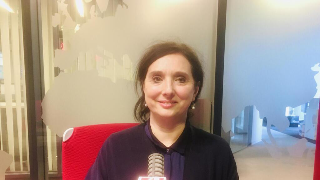 L'écrivaine Catherine Mavrikakis, en studio à RFI (mars 2020).