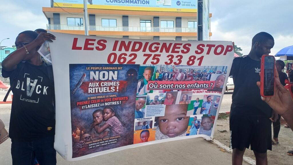 Gabon: des manifestants appellent à la fin des crimes rituels contre les enfants après plusieurs cas