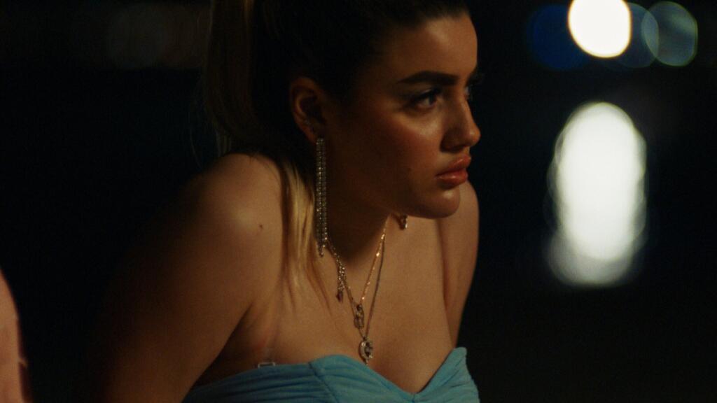 « Diamant brut » d’Agathe Riedinger, en compétition pour la Palme d’or au Festival de Cannes 2024.