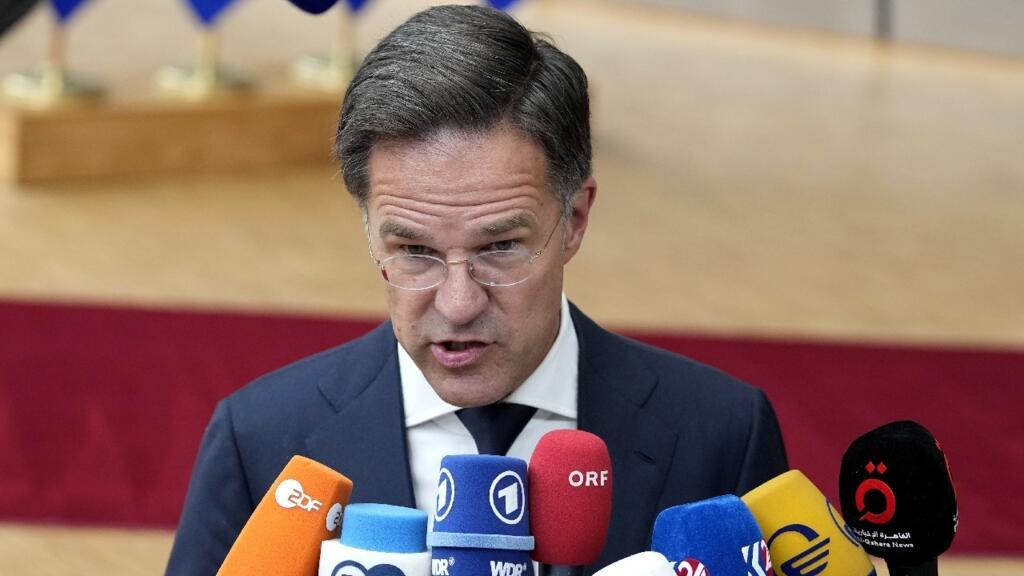 O ex-primeiro-ministro holandês Mark Rutte apresentou a renúncia de seu governo no dia 7 de julho. As tensões sobre a política de migração da Holanda o levaram a jogar a toalha.