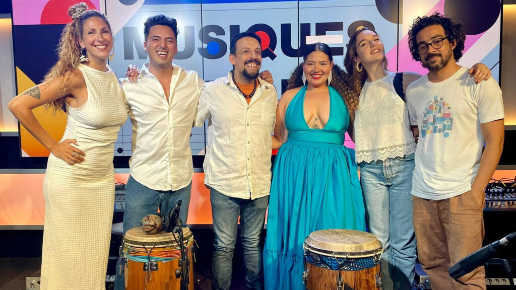 Marina Y Su Melao à RFI.