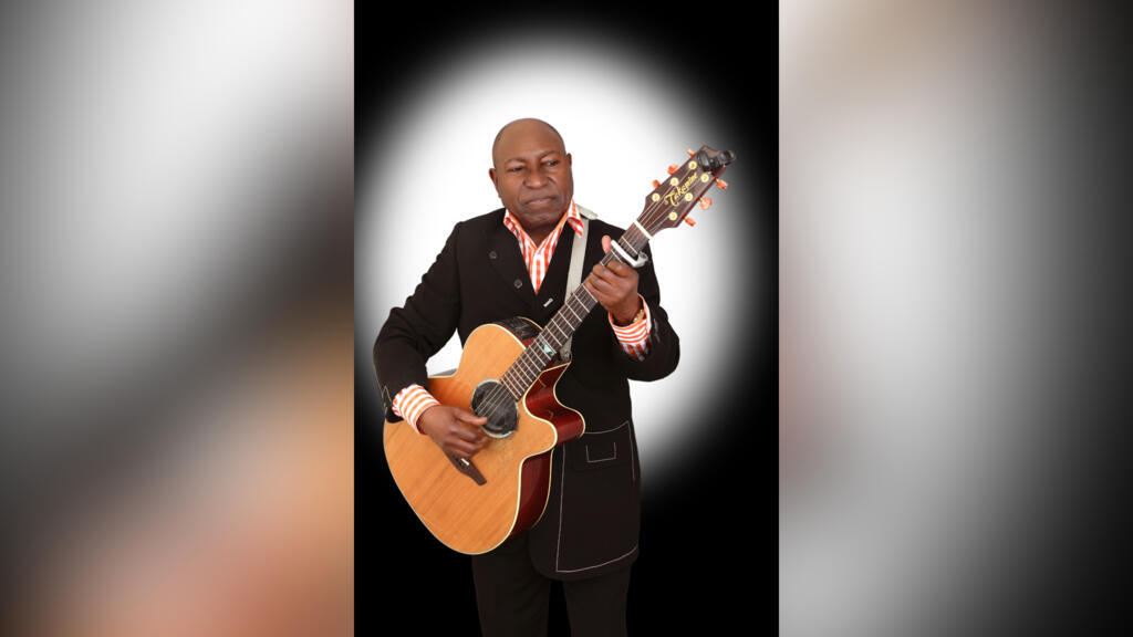 «Rumba Africa»: Syran Mbenza plante un drapeau au sommet de la musique congolaise