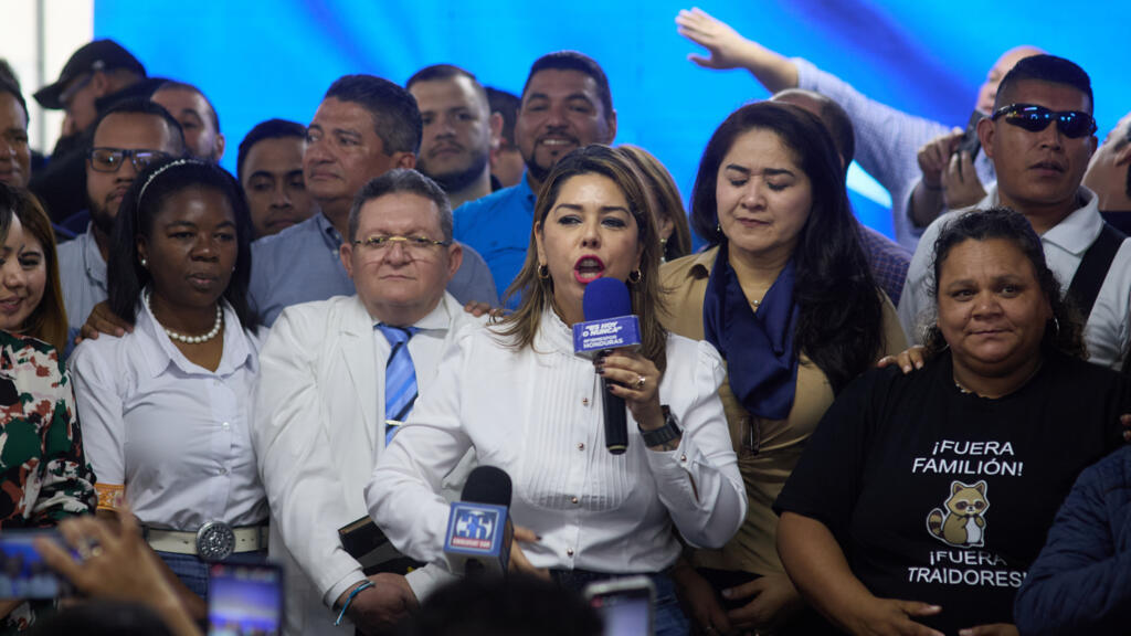 Présidentielle au Honduras: l’annonce des résultats en pleine fête de Noël interroge