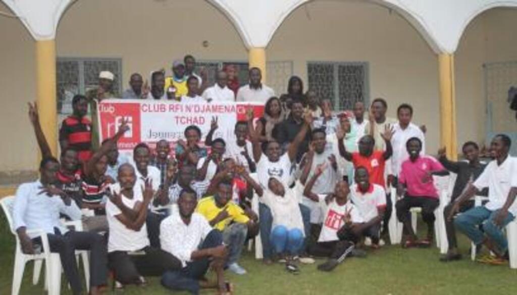 Les membres du Club RFI N'Djamena avant l'apparition du coronavirus.