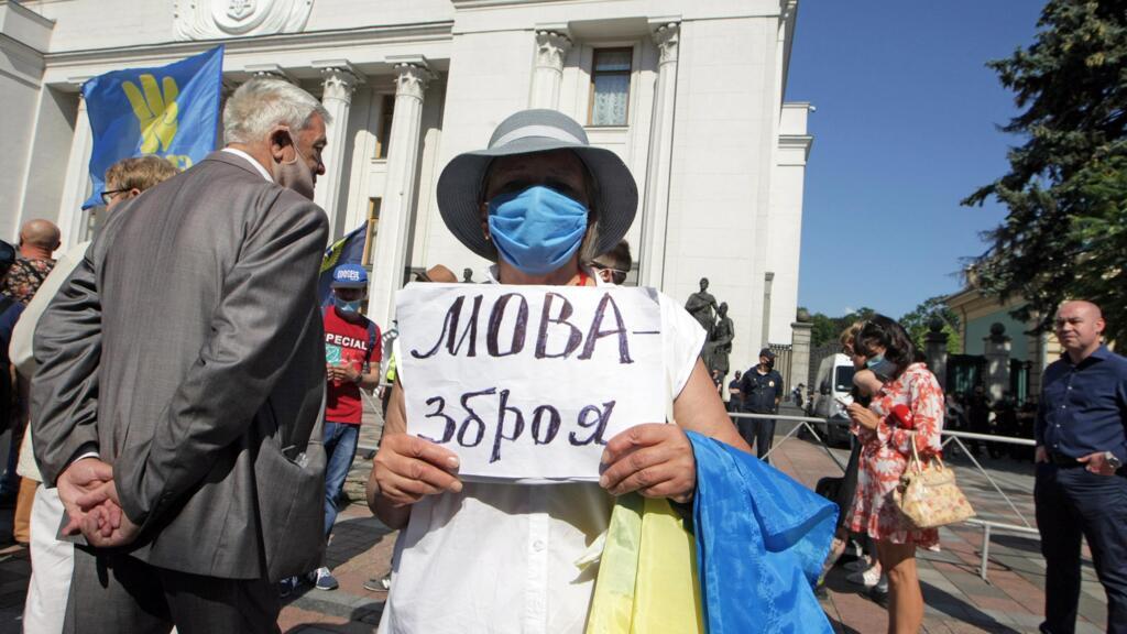 Entre la langue ukrainienne et le russe, une lutte ancienne