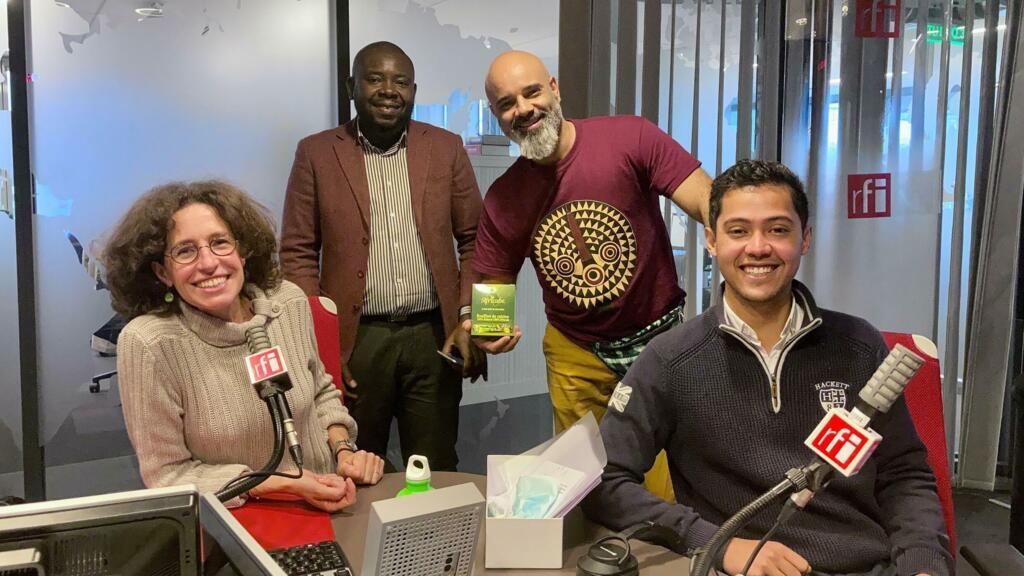de gauche à droite : Emmanuelle Bastide, Patrick Kabangiro, Ayité Ajavon et Max Fontaine