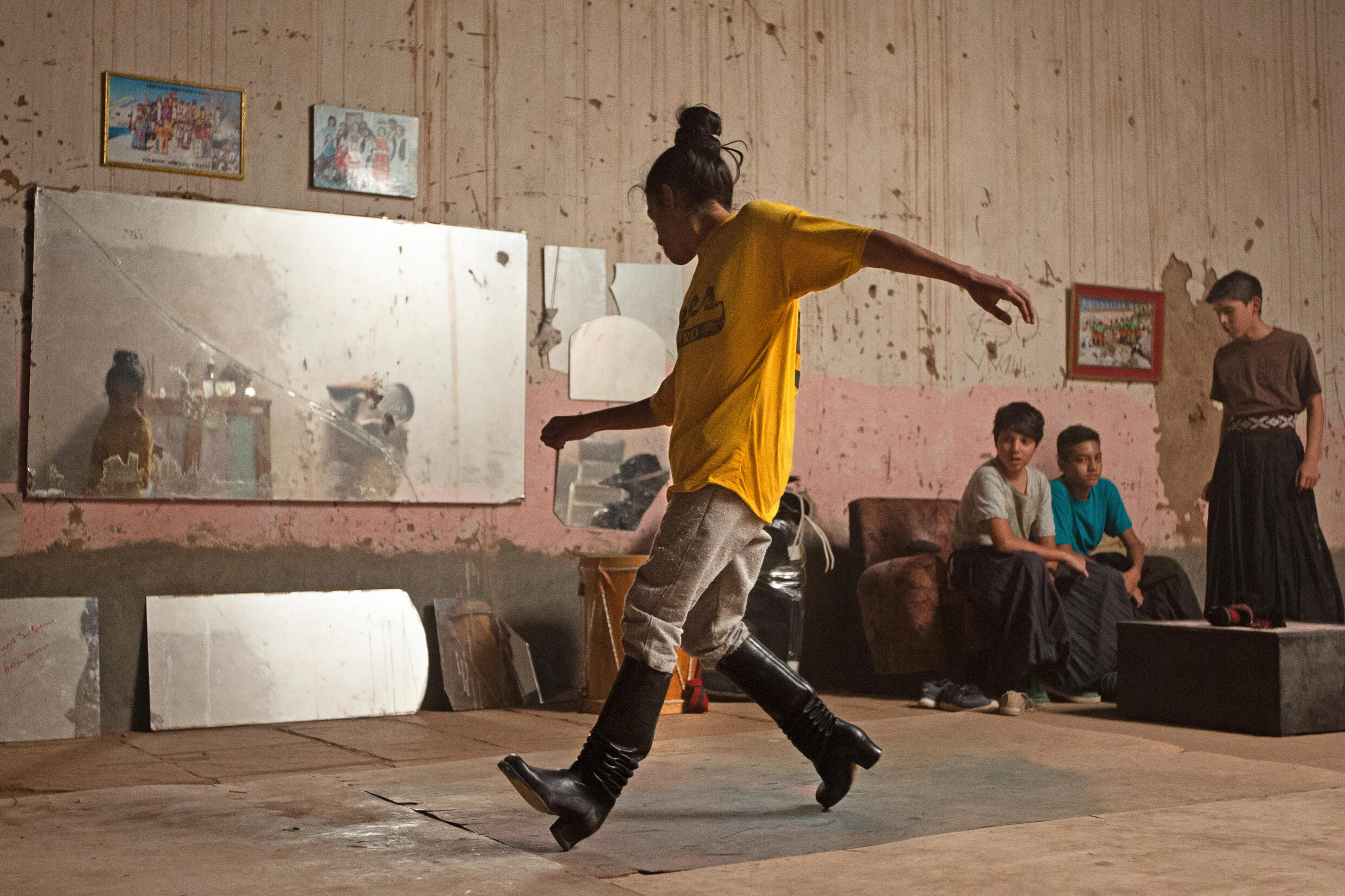 Carnawal, película argentina dirigida por Juan Pablo Félix: El personaje de Capra es interpretado por Martín López Lachey, él mismo el héroe de Malambo en la vida real.