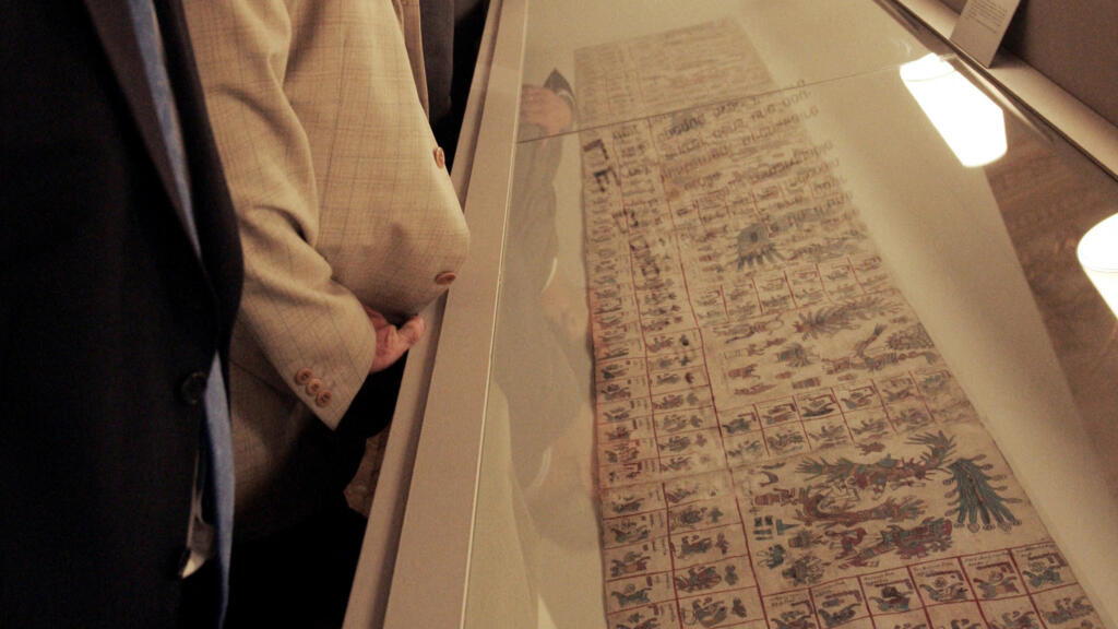 Mexique: la restitution de deux codex préhispaniques au coeur de la visite d'Emmanuel Macron