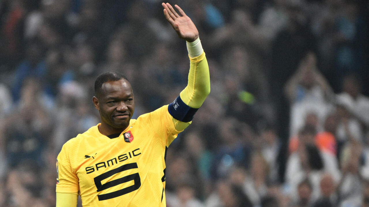 Football: le gardien international français Steve Mandanda annonce la fin de sa carrière