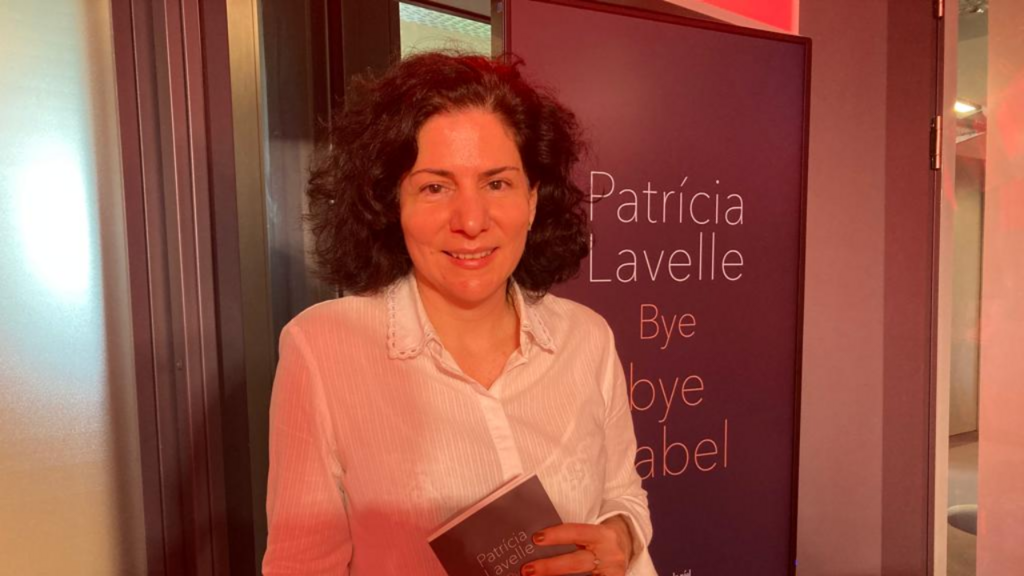 A poeta, Patrícia Lavelle