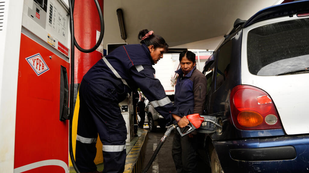 Bolivia: "El fin del subsidio al combustible es necesario, pero hay que sortear la resistencia social"