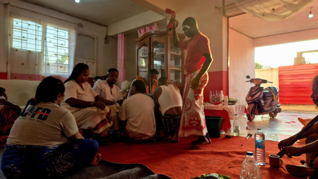 Série «Transgénération»: à Madagascar, le renouveau des rites ancestraux dans un contexte social mouvementé