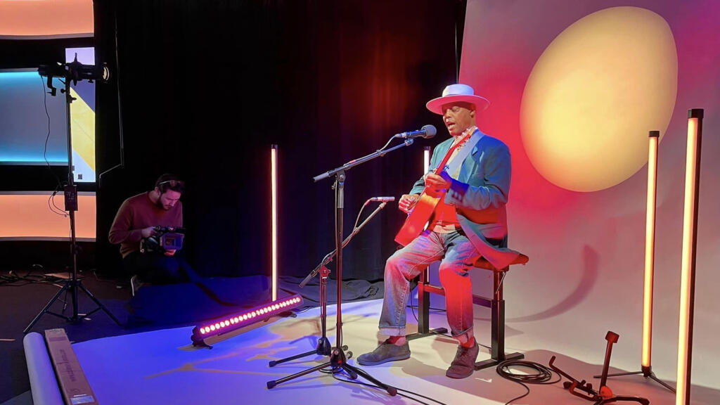 Eric Bibb à RFI.