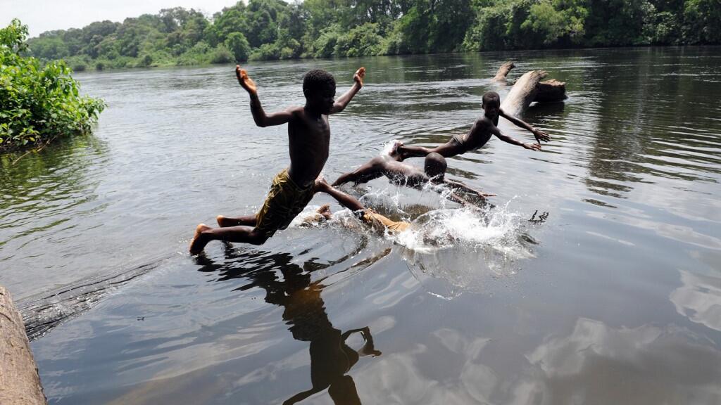 Considérée comme une maladie de la honte et de la pauvreté, la bilharziose se transmet par les larves qui prolifèrent dans les lacs. (Image d'illustration)
