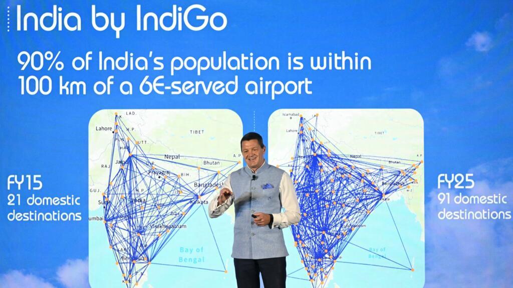 Le PDG de Indigo, compagnie aérienne indienne, lors d'une conférence de presse données le 30 mai 2025.