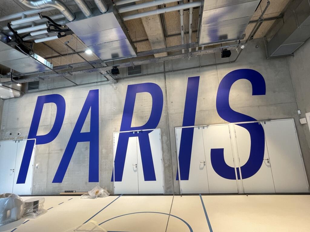 Arena Adidas, em Porte de la Chapelle, Paris. Em 25 de janeiro de 2024.