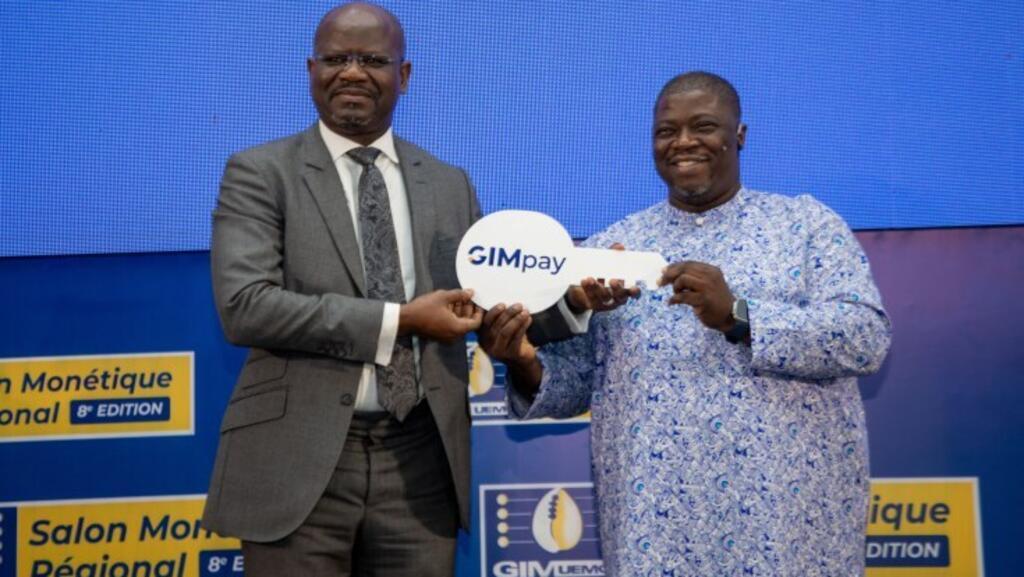 Minayegnan Coulibaly, Directeur Général du GIM-UEMOA et Habib Thiam, Secrétaire Général de la BCEAO