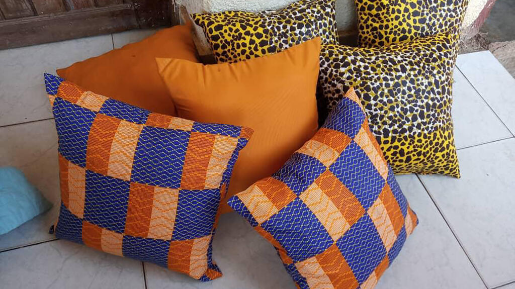 Coussins décoratifs.