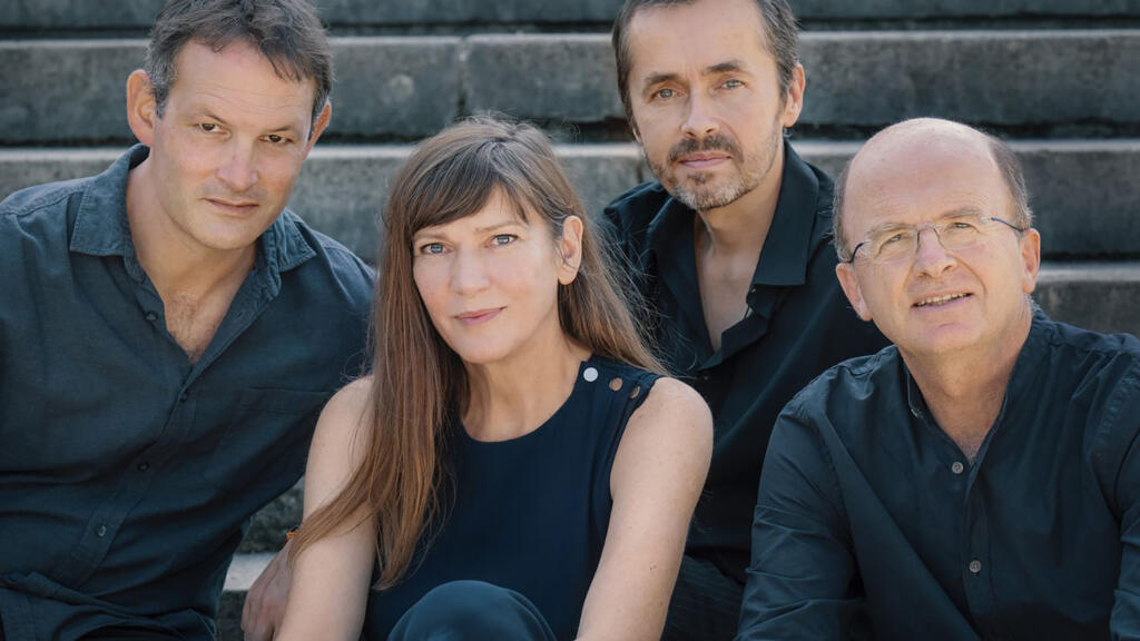 Thomas Savy, Elise Caron, Arnault Cuisinier et Guillaume de Chassy.