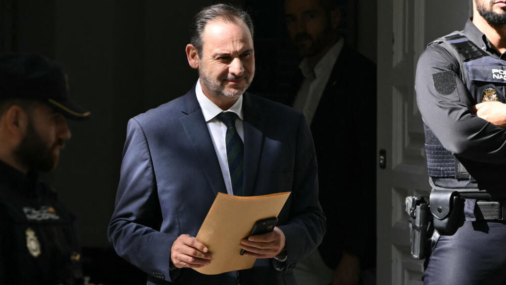 Espagne: un ex-ministre de Pedro Sanchez placé en détention provisoire dans une affaire de corruption