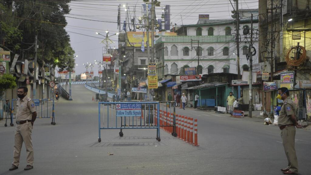 Des mesures de confinement ont été prises en Inde.