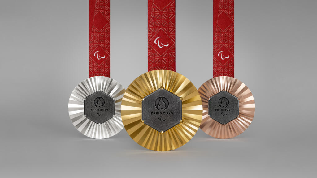 As medalhas dos Jogos Paralímpicos de Paris 2024.