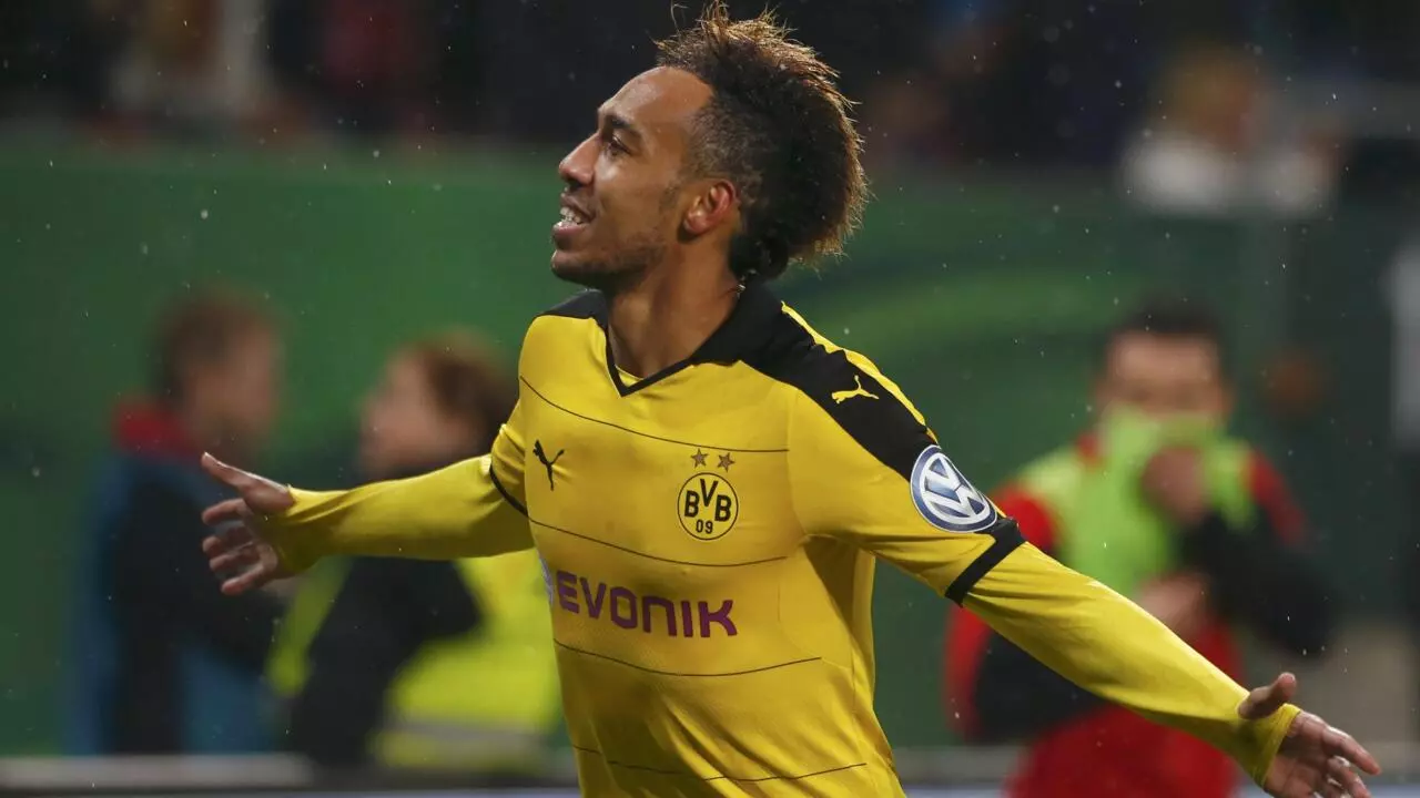 aubameyang gabon jersey